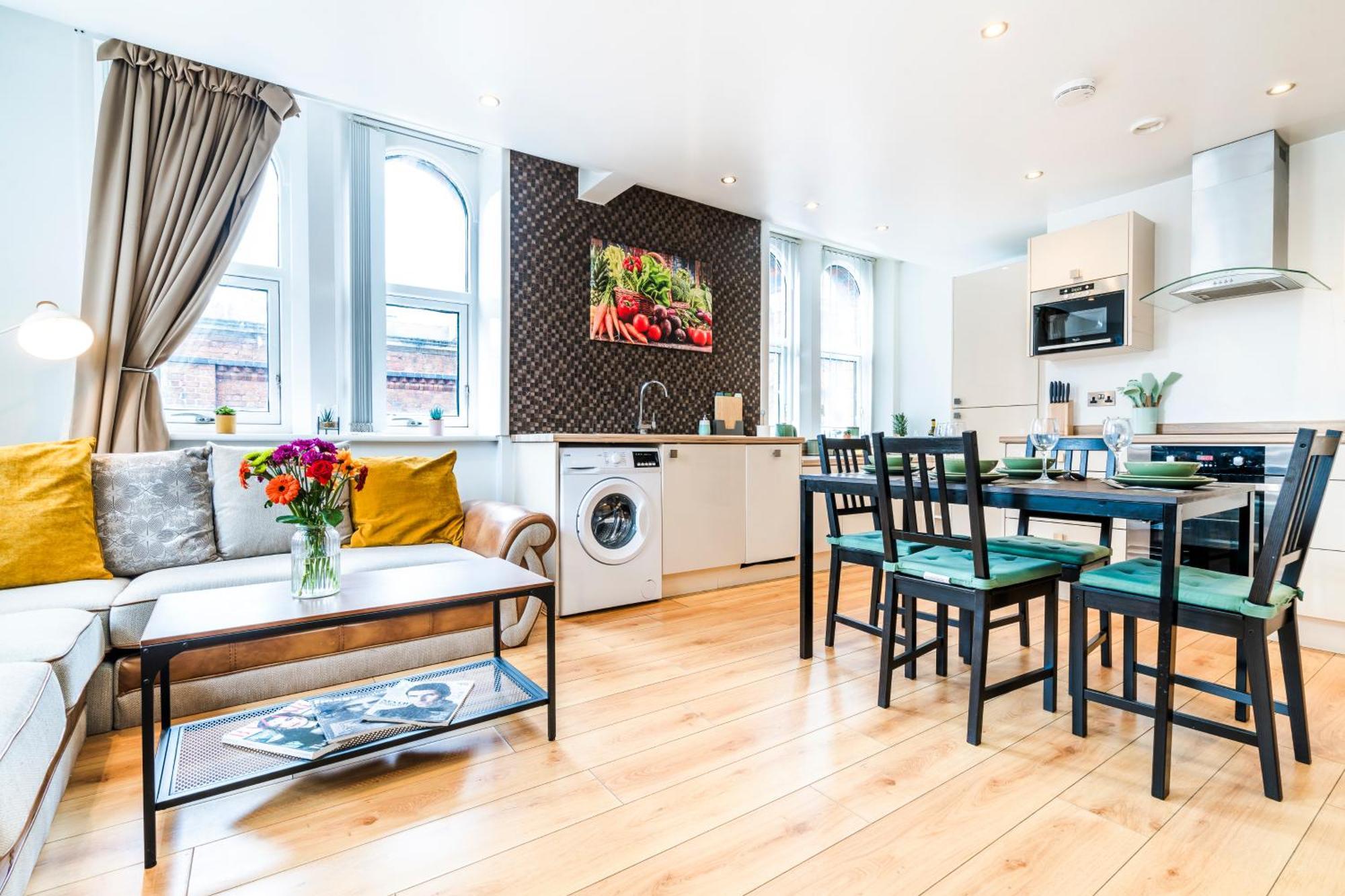 Cavern Quarters, Beautiful Two Bedroom City Centre Apartment By Garudy Serviced Apartments And Short Lets - Perfect For Longer Stays Liverpool Exteriör bild