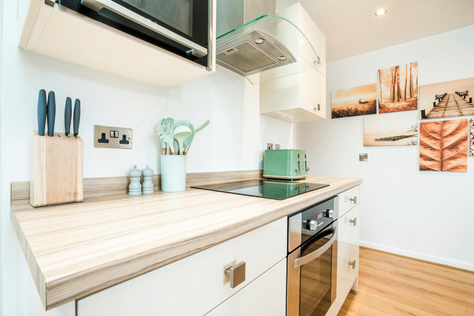 Cavern Quarters, Beautiful Two Bedroom City Centre Apartment By Garudy Serviced Apartments And Short Lets - Perfect For Longer Stays Liverpool Exteriör bild