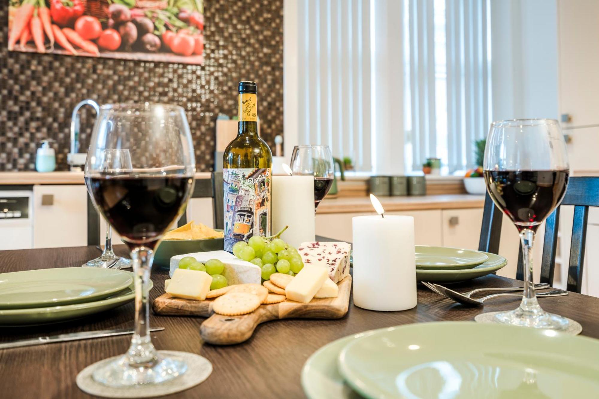 Cavern Quarters, Beautiful Two Bedroom City Centre Apartment By Garudy Serviced Apartments And Short Lets - Perfect For Longer Stays Liverpool Exteriör bild