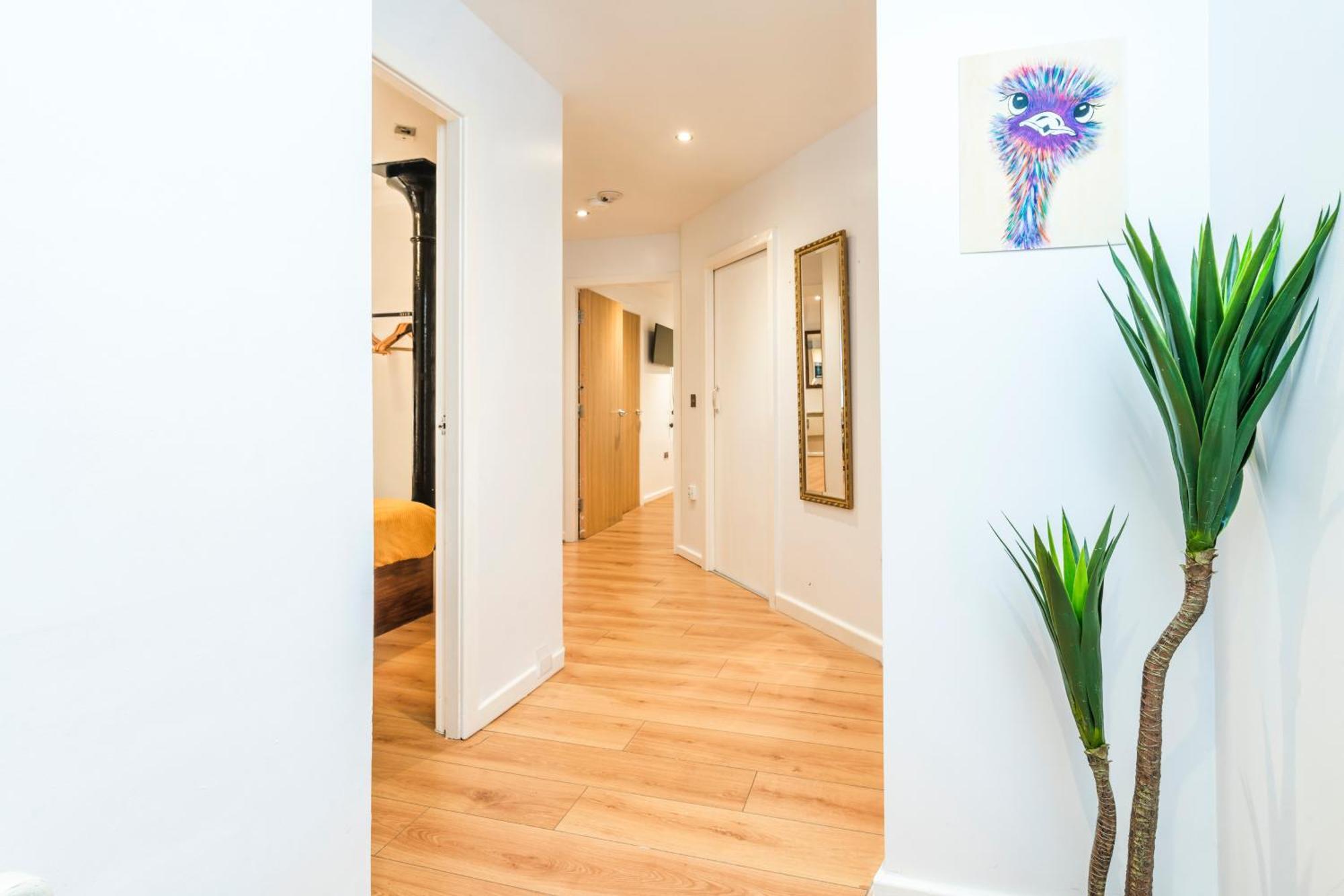Cavern Quarters, Beautiful Two Bedroom City Centre Apartment By Garudy Serviced Apartments And Short Lets - Perfect For Longer Stays Liverpool Exteriör bild